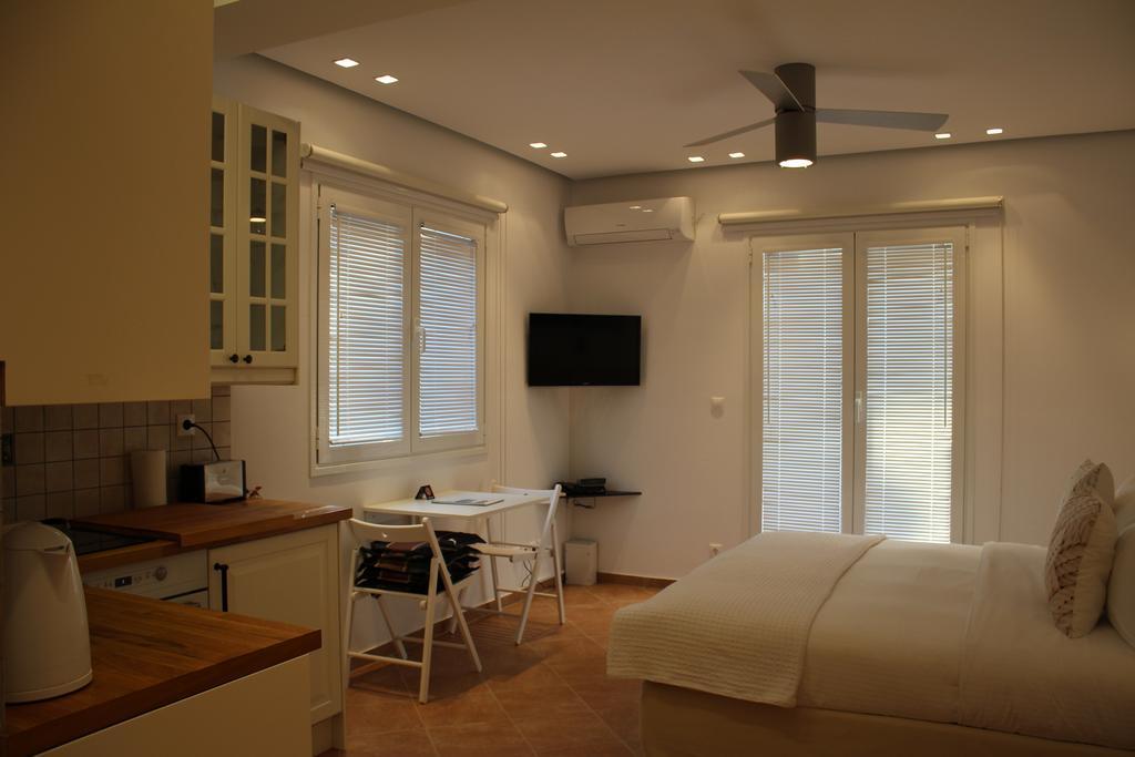 The Infinity 180 Luxury Suites Milia Exterior foto